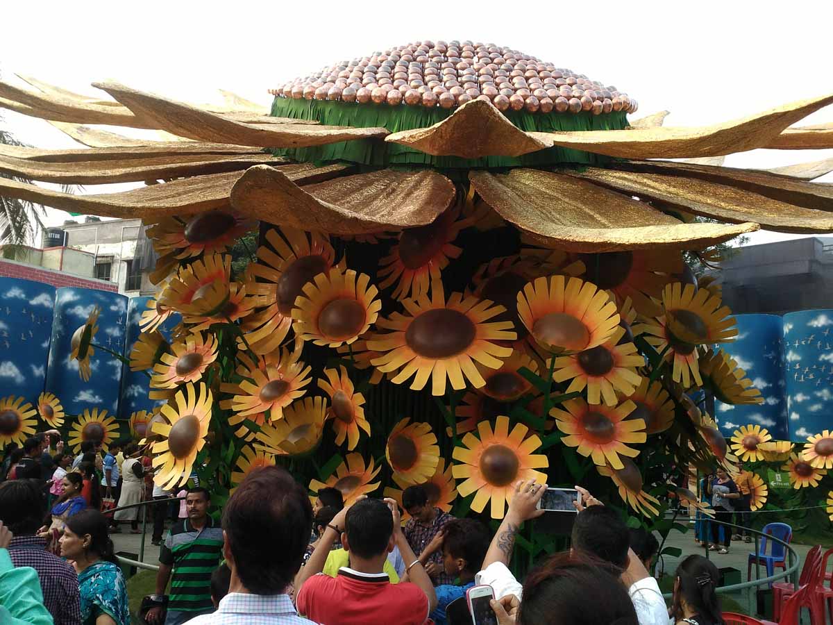 A pandal themed on Sunflowers