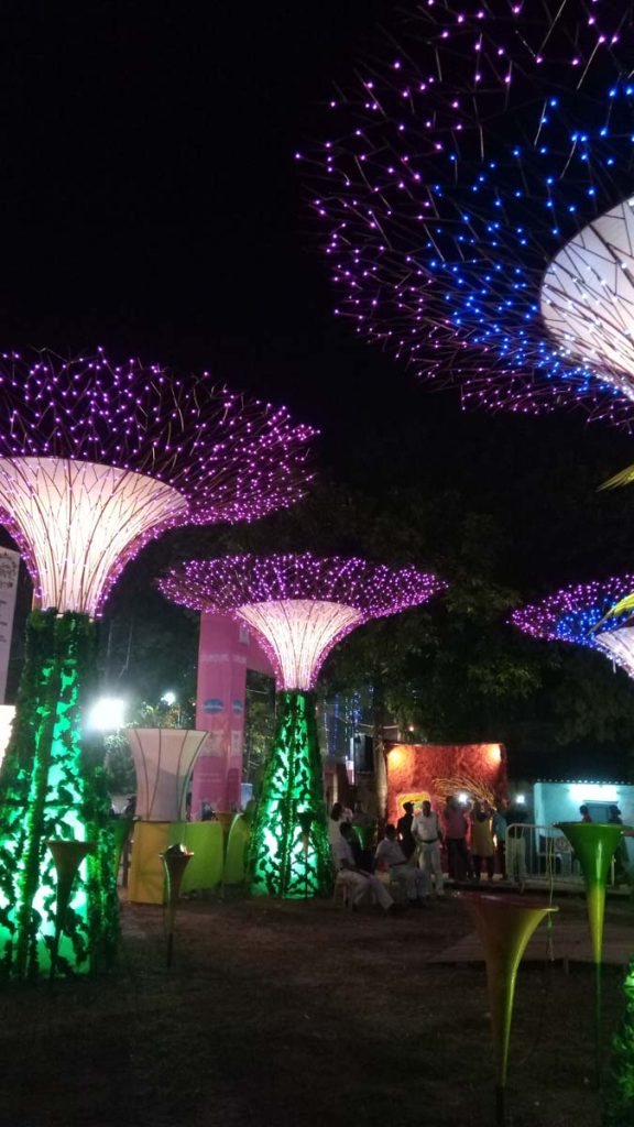 Unique pandal made similar to Gardens by the Bay, Singapore