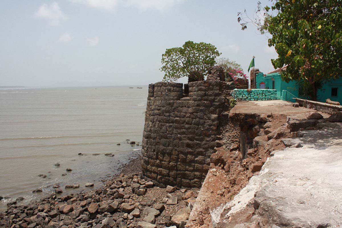 Kolaba Fort