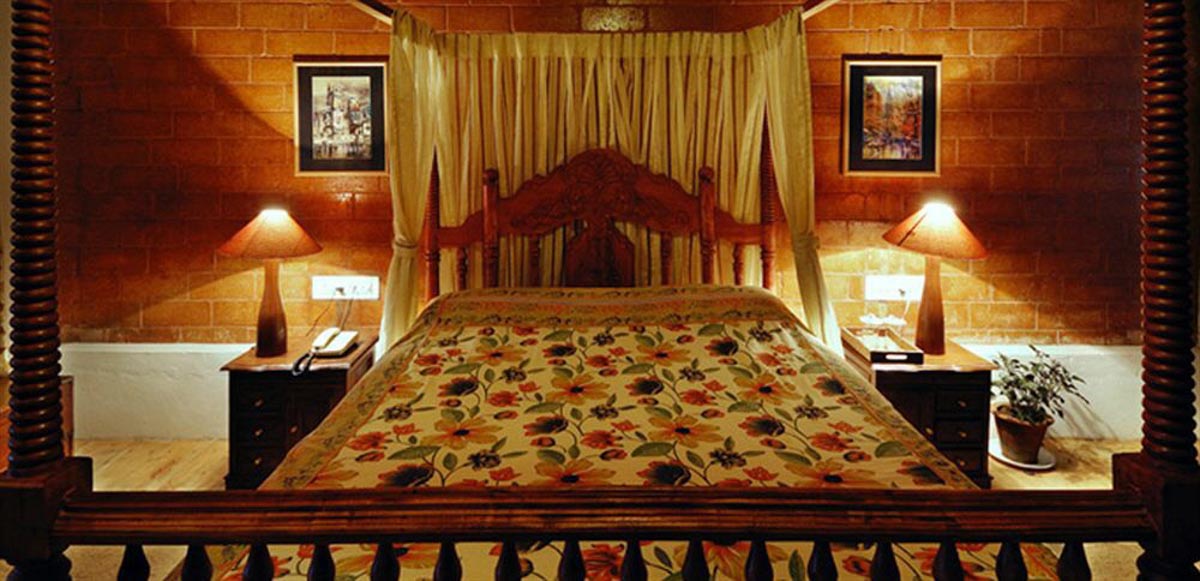 Lymond House