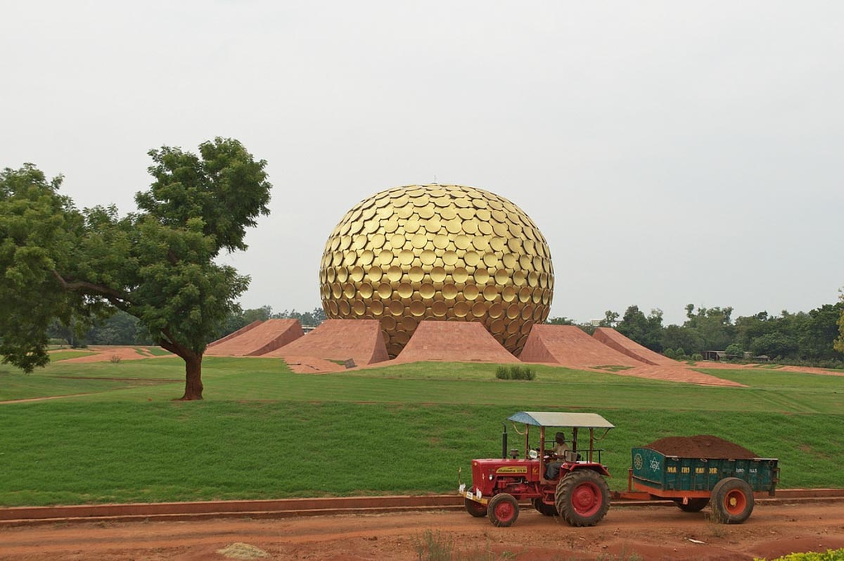 Matrimandir, Auroville