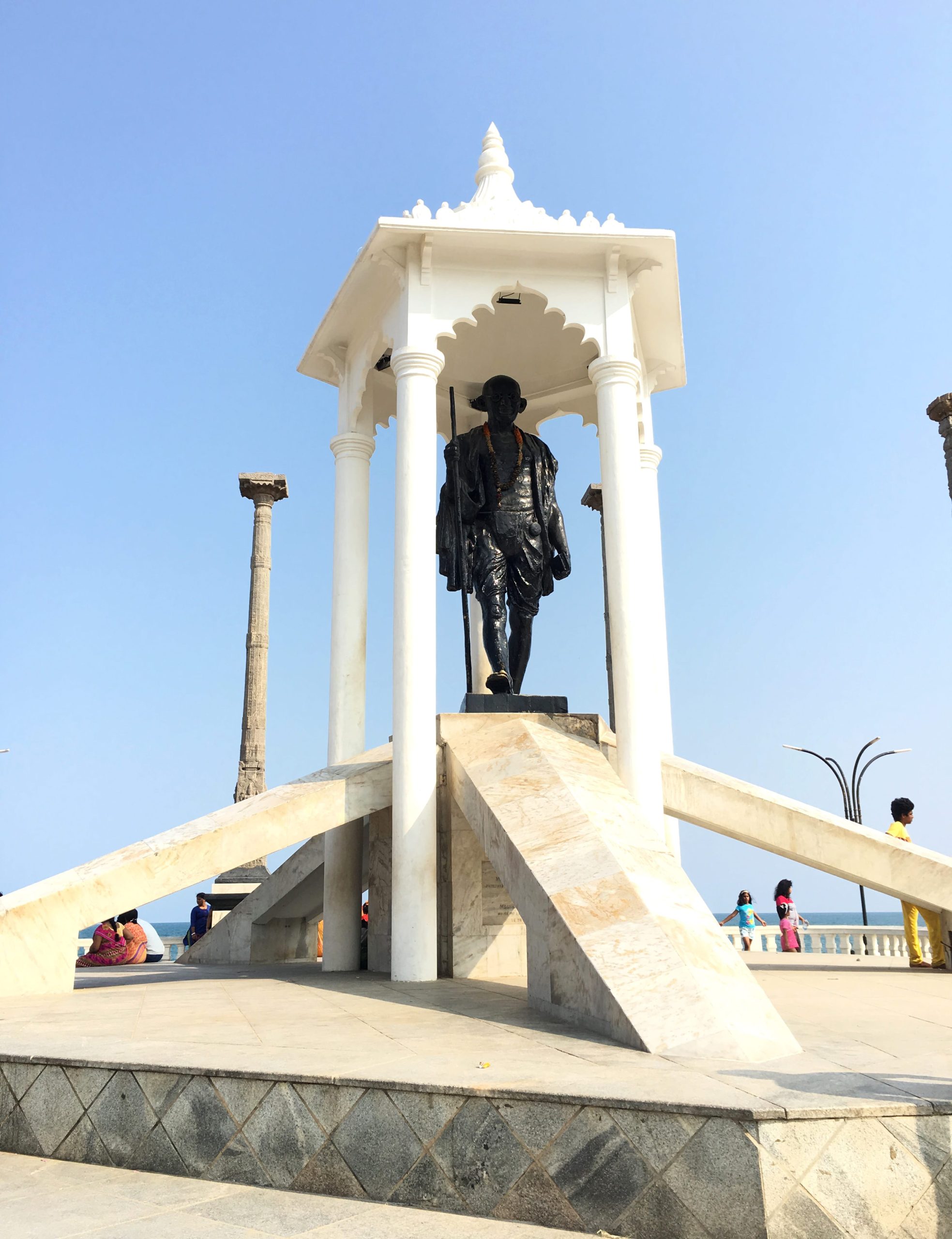 Gandhi_Statue_Pondicherry