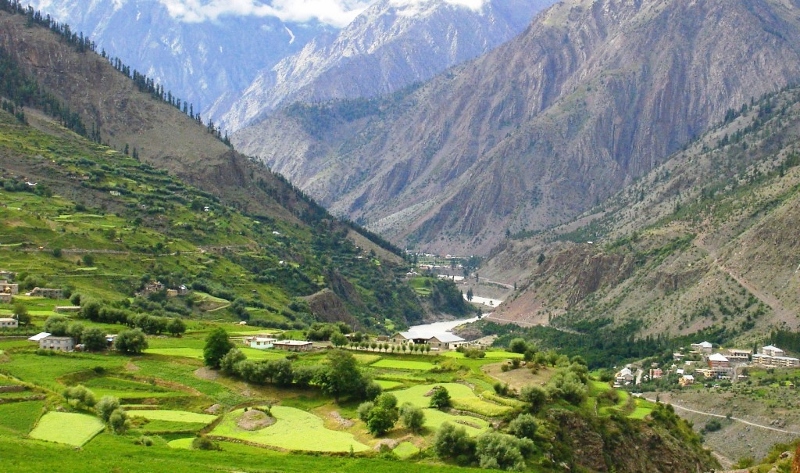 Himachal Pradesh Mountain Range - Trekking in India
