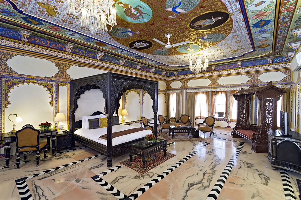 chunda-palace-hotel-room