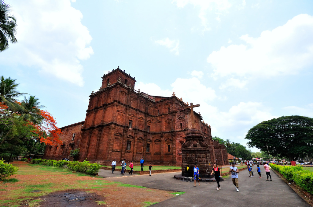 goa-basilica-jesus-exterior copy