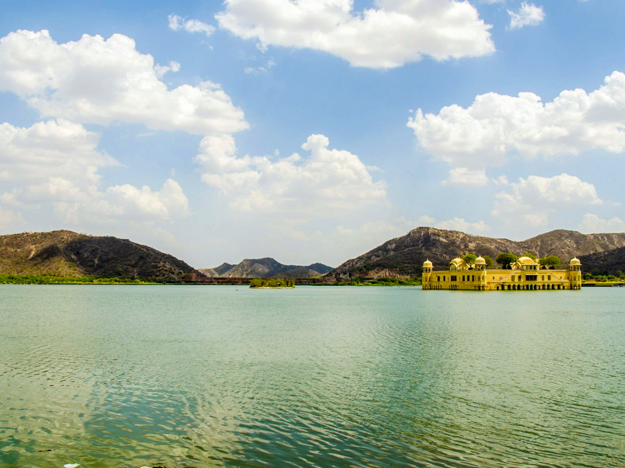 man-sagar-lake