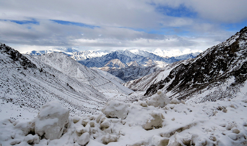 ladakhtrip-Chang_La_view-2